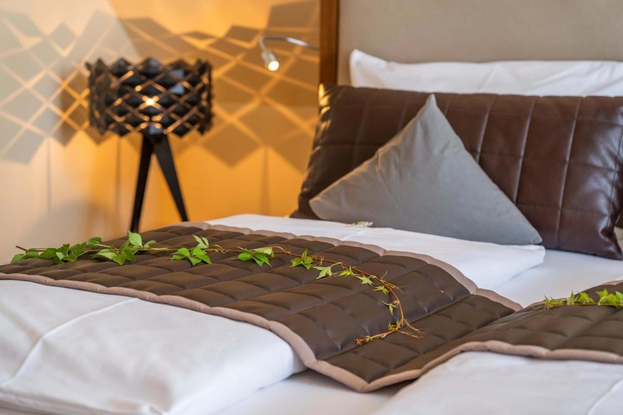 Boutiquehotel Zur Winzerstube - Adults Only Hagnau Kültér fotó