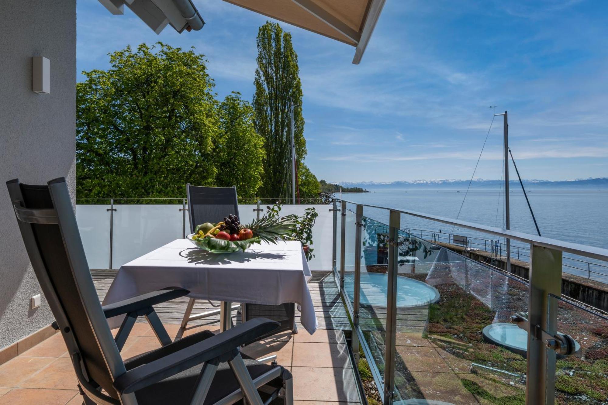 Boutiquehotel Zur Winzerstube - Adults Only Hagnau Kültér fotó